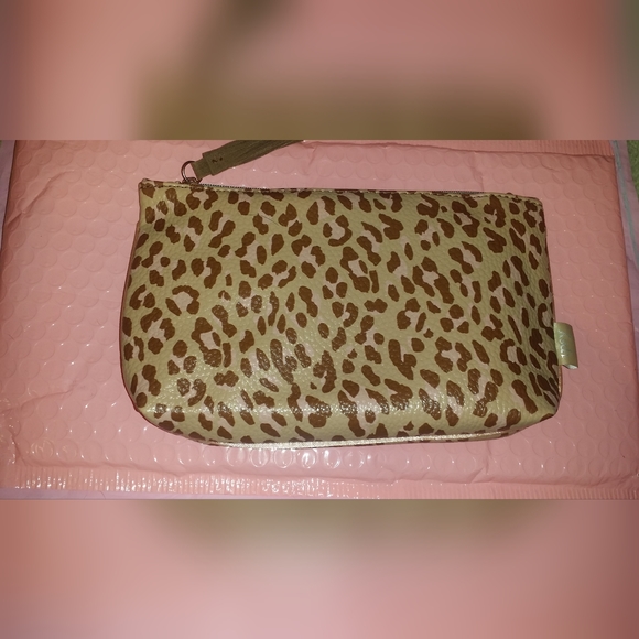 NEW Ipsy November 2019 Glambag Makeup Travel Pouch NWOT - Picture 4 of 6